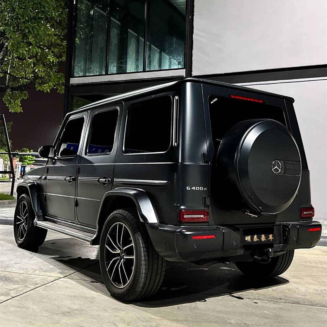 奔驰G400d AMG 黑色