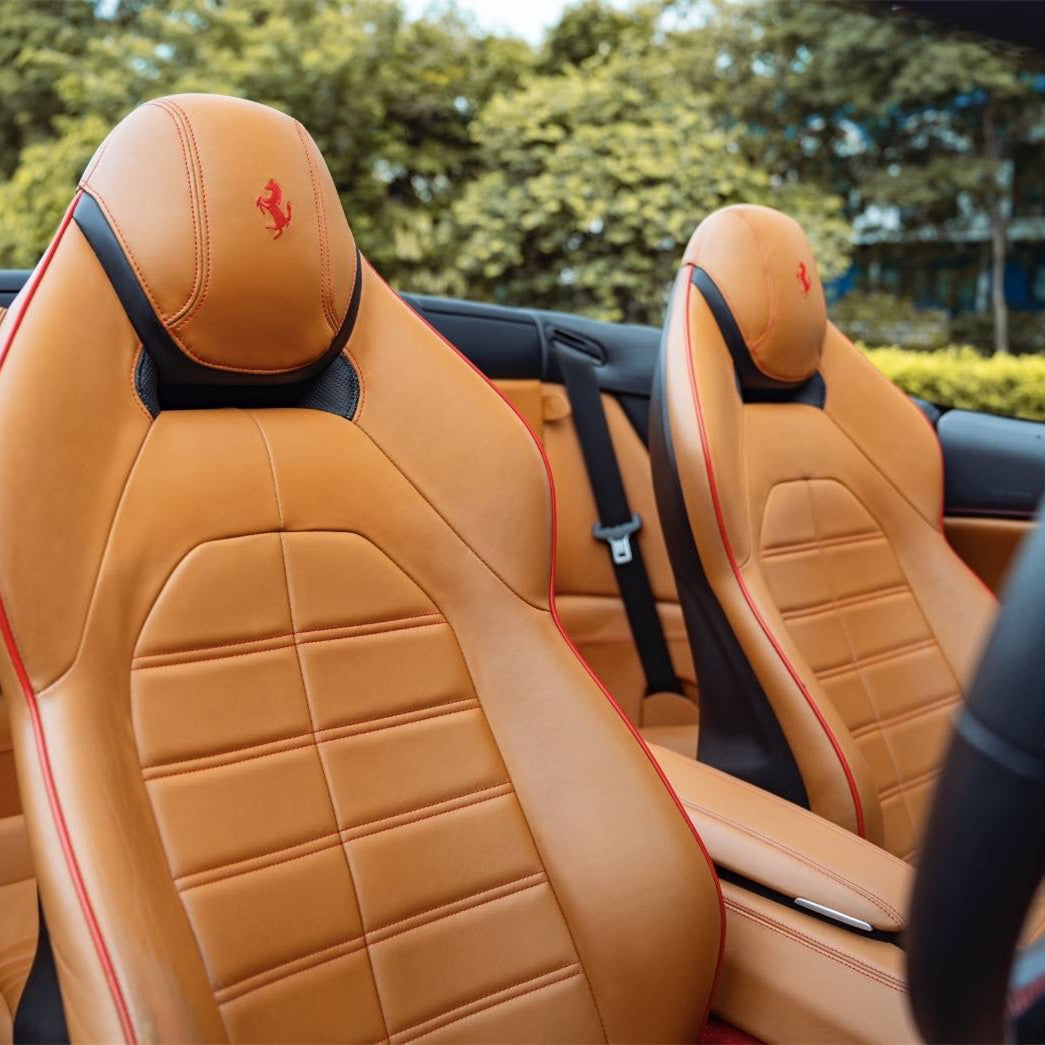 法拉利Californla T 红色