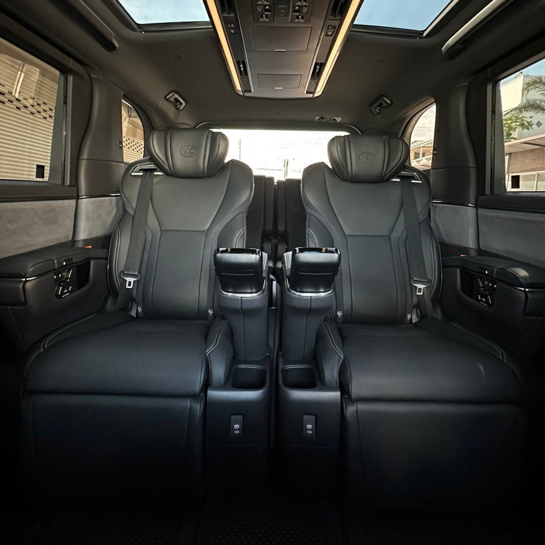 雷克萨斯 Lexus 雷尔法40系 黑色