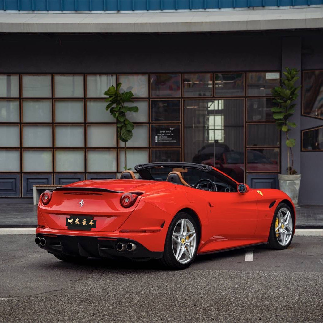 法拉利Californla T 红色